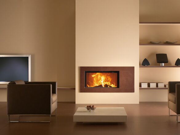 Tiled fireplace with fire frame smooth in cacao dark | © Sommerhuber GmbH
