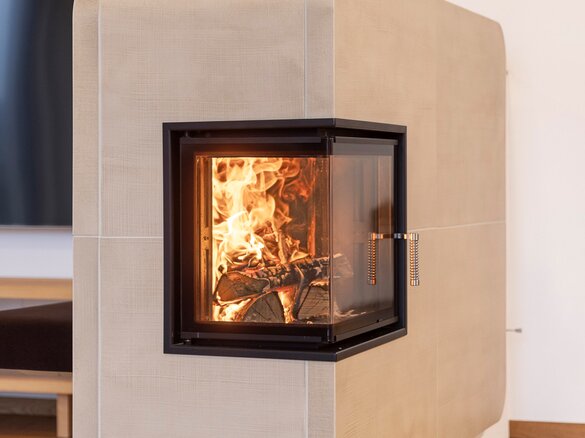 Tiled stove with iForm® in torf light cotone | © Sommerhuber GmbH