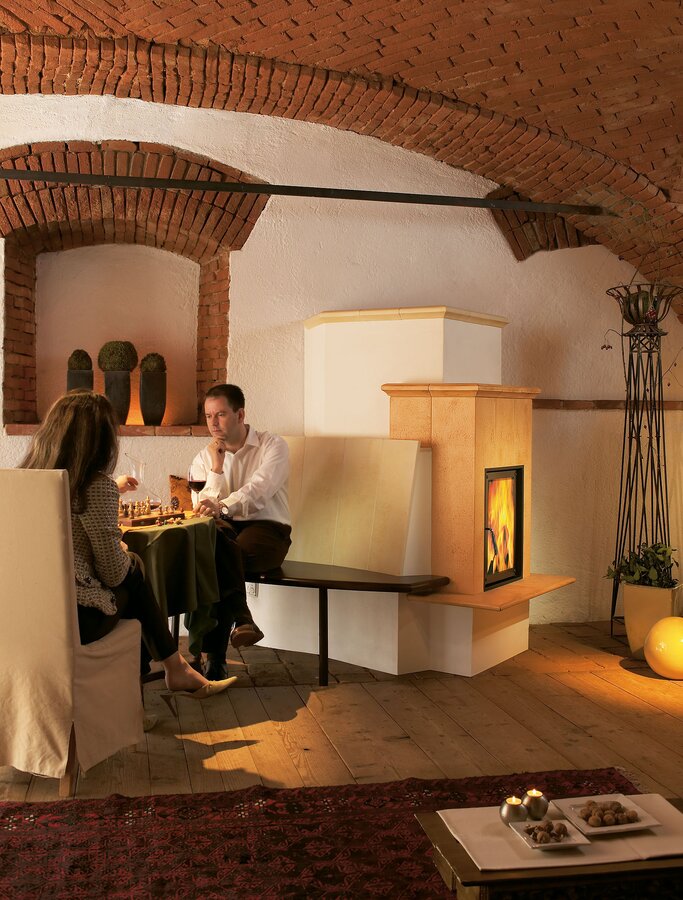 Bild Kachelofen sand und ocker mittel mit Model | © Sommerhuber GmbH
