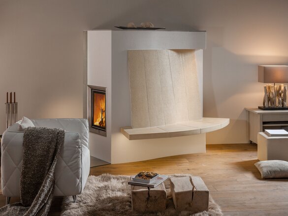 Bild Kachelofen mit Rückenschild Napa granit hell und solnhofen | © Sommerhuber GmbH