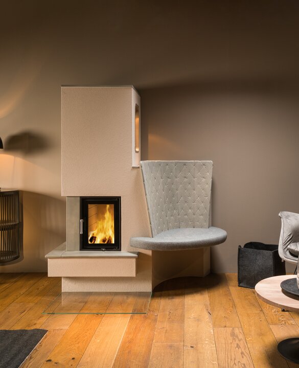 Image tiled fireplace with backrest soft classic granit 2 bright weathered | © Sommerhuber GmbH