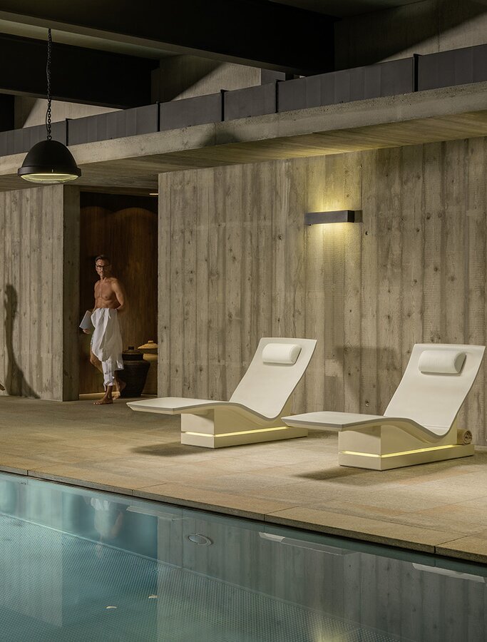 Bild Lounger Three Plus mit Model | © Sommerhuber GmbH