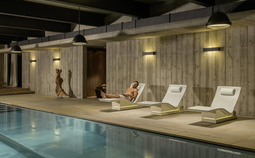 Bild Lounger Three Plus mit Model | © Sommerhuber GmbH