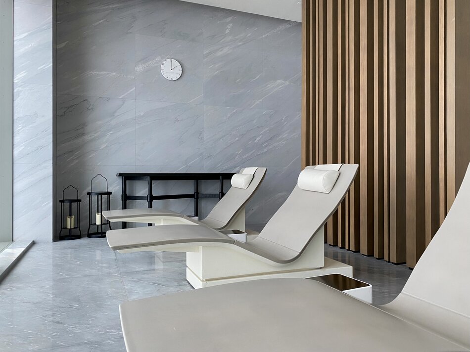 Bild Lounger Three Plus im Rosewood Guangzhou | © Sommerhuber GmbH